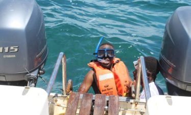 Traveyola Indian Ocean snorkeling sea swimming Mozambique 1