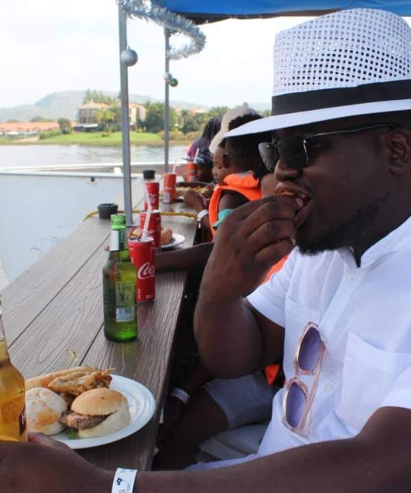 Traveyola Hartbeespoort Dam, South Africa